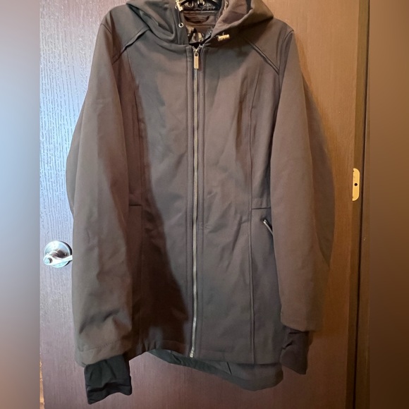 French Connection Hooded Inner Bib Softshell Jacket - Picture 16 of 17